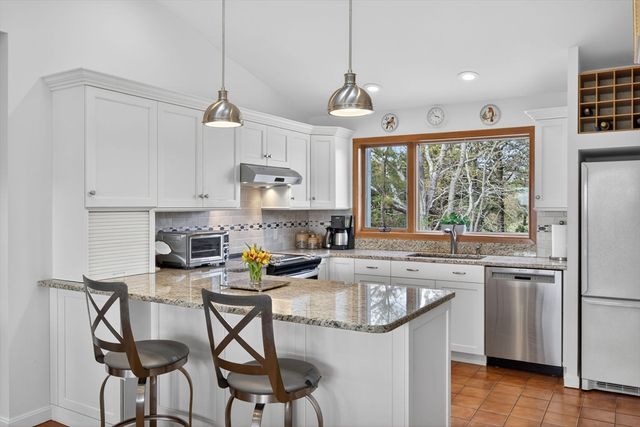 7 Turnstone Road, Truro, MA 02652