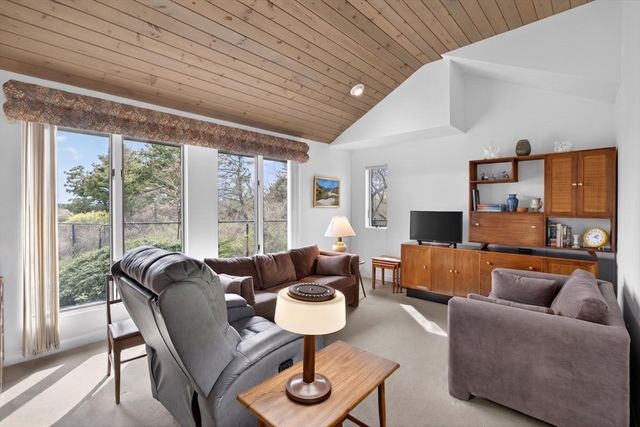 7 Turnstone Road, Truro, MA 02652