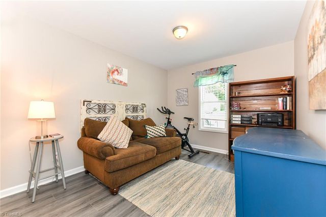 308 Tanner Court, Kernersville, NC 27284