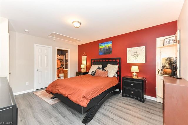 308 Tanner Court, Kernersville, NC 27284