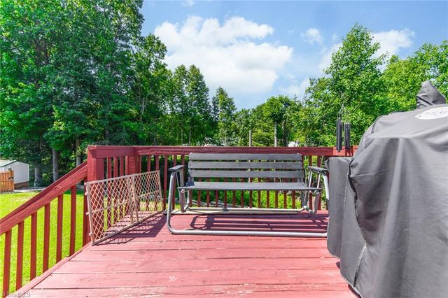 308 Tanner Court, Kernersville, NC 27284
