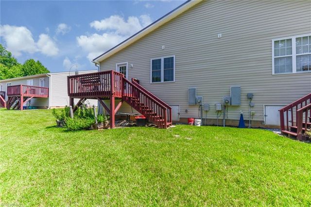 308 Tanner Court, Kernersville, NC 27284
