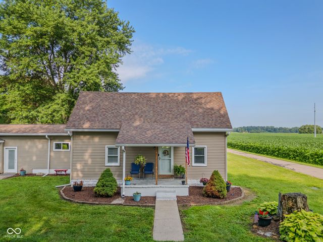 12852 1st Street, Columbus, IN 47203