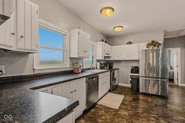 12852 1st Street, Columbus, IN 47203