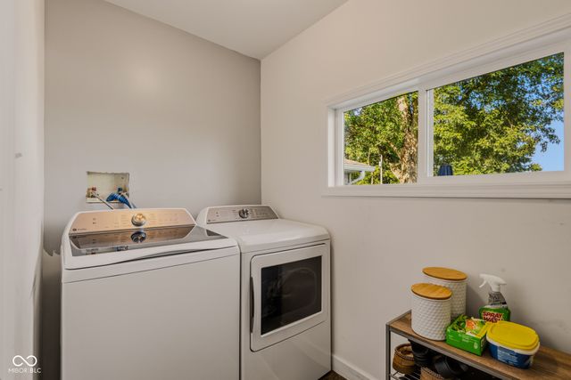 12852 1st Street, Columbus, IN 47203