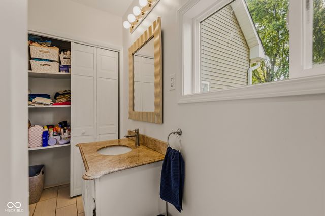 12852 1st Street, Columbus, IN 47203