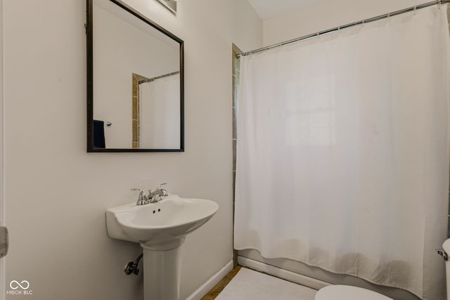 12852 1st Street, Columbus, IN 47203