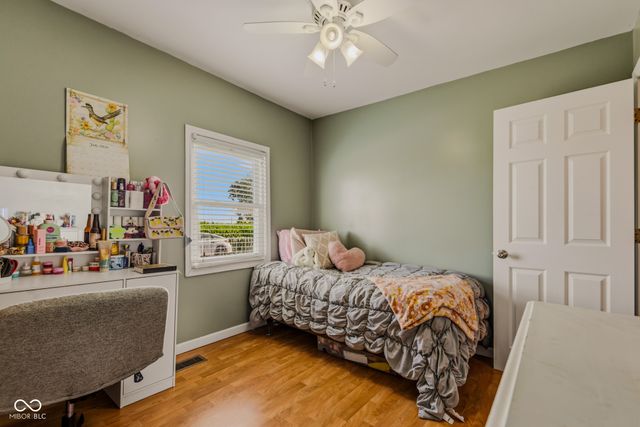 12852 1st Street, Columbus, IN 47203