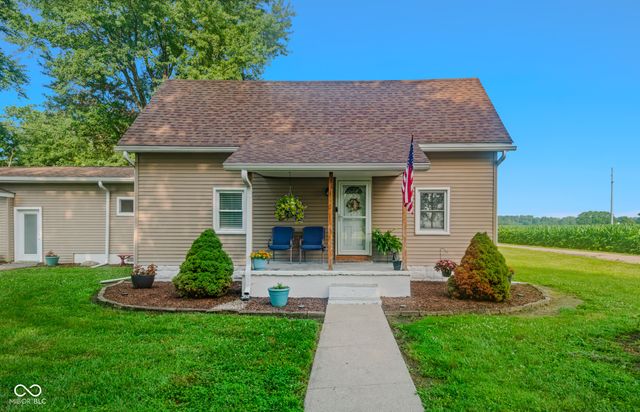12852 1st Street, Columbus, IN 47203