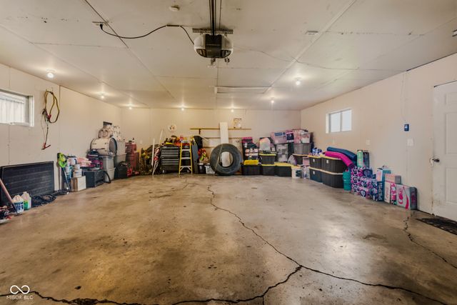 12852 1st Street, Columbus, IN 47203