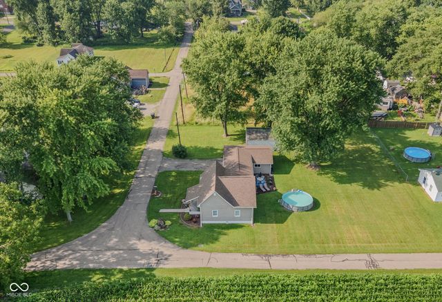 12852 1st Street, Columbus, IN 47203