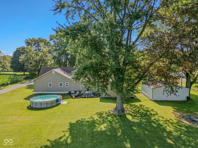 12852 1st Street, Columbus, IN 47203