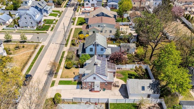 76 Davison Avenue, Lynbrook, NY 11563