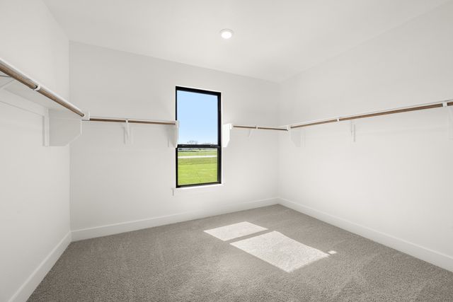 2431 Oak Knoll Drive, Palmer, TX 75152