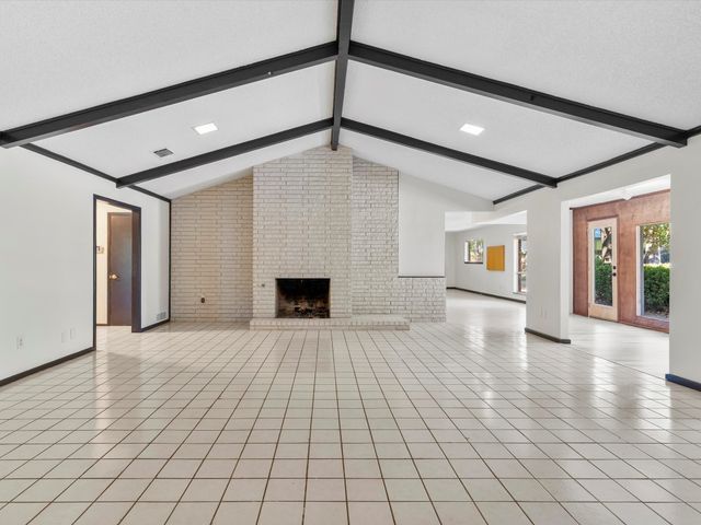 1004 Overhill Drive, Bedford, TX 76022