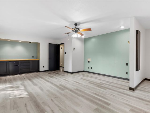 1004 Overhill Drive, Bedford, TX 76022