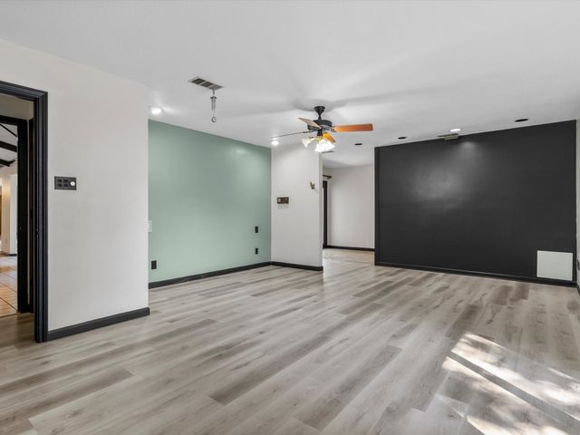 1004 Overhill Drive, Bedford, TX 76022