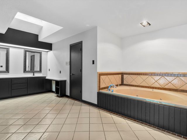 1004 Overhill Drive, Bedford, TX 76022