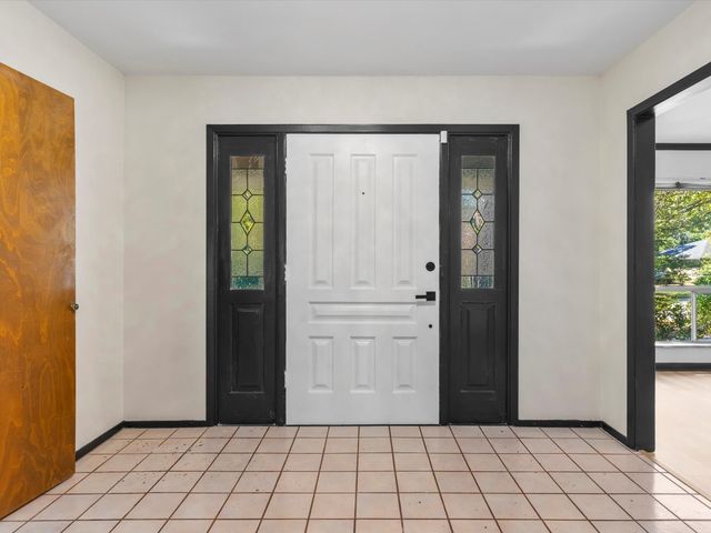 1004 Overhill Drive, Bedford, TX 76022