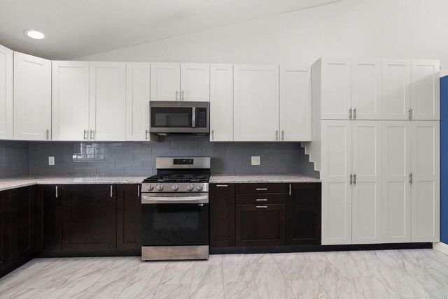 308 Concord Drive, Oregon, WI 53575