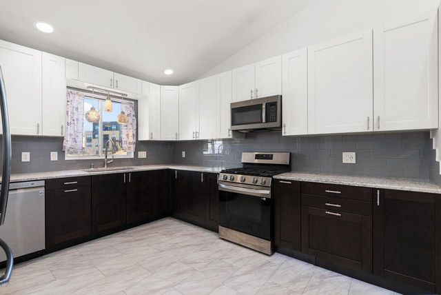 308 Concord Drive, Oregon, WI 53575