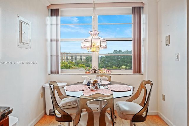 900 Saint Charles Pl 419, Pembroke Pines, FL 33026