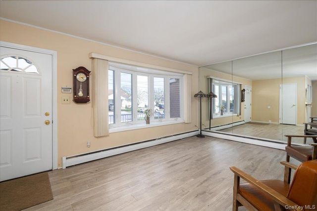 412 Atlantic Avenue, Massapequa Park, NY 11762