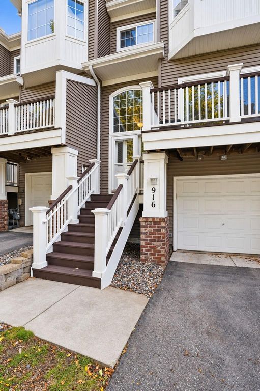 916 Trenton Lane N, Plymouth, MN 55441 — photo 2