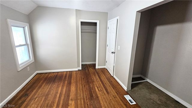 2110 W 85th Street, Cleveland, OH 44102