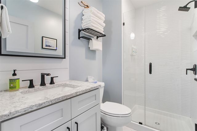 532 Dyckman Avenue 17, South Haven, MI 49090