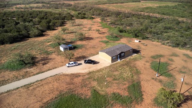 2416 Farm-to-market Road 2662, Bronte, TX 76933