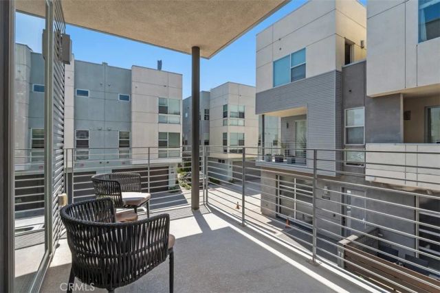 1529 Greenwich Way, Costa Mesa, CA 92627
