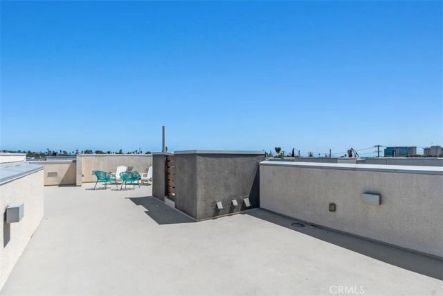 1529 Greenwich Way, Costa Mesa, CA 92627