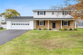 7951 Boxford Road, Clay, NY 13041