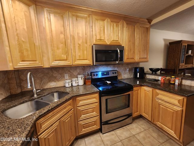 3434 BLANDING Boulevard 124, Jacksonville, FL 32210