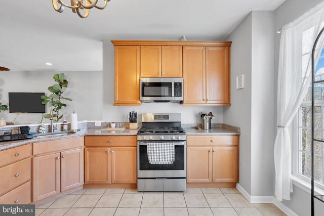 126 MELANIE WAY, Manahawkin, NJ 08050