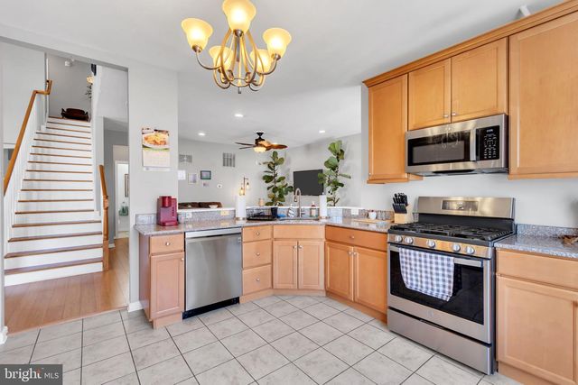 126 MELANIE WAY, Manahawkin, NJ 08050
