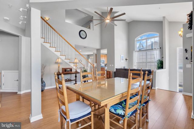 126 MELANIE WAY, Manahawkin, NJ 08050