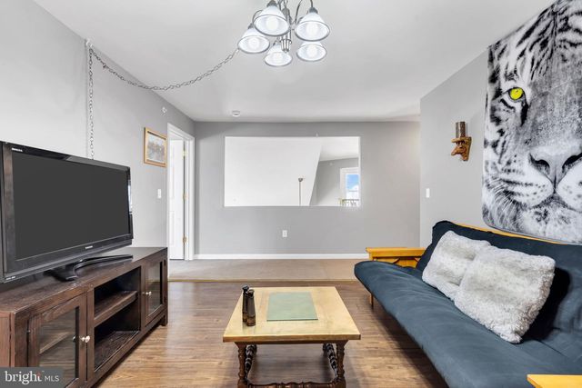 126 MELANIE WAY, Manahawkin, NJ 08050