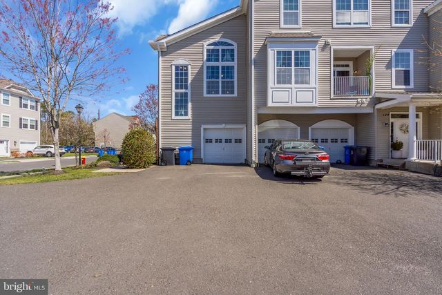 126 MELANIE WAY, Manahawkin, NJ 08050