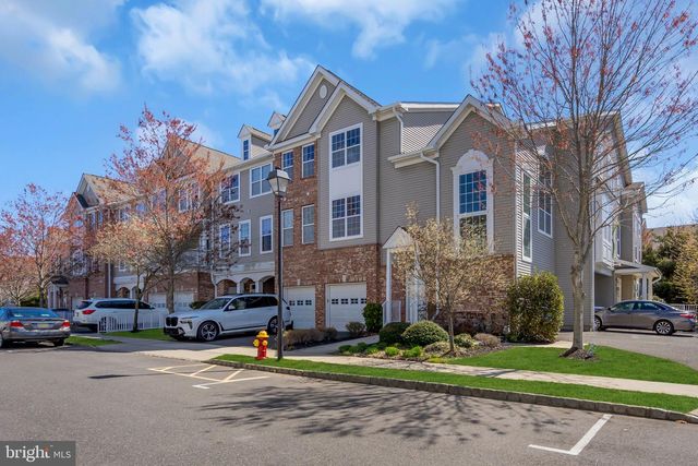 126 MELANIE WAY, Manahawkin, NJ 08050