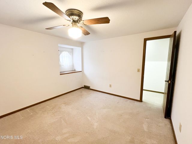 6060 Dixon Avenue, Toledo, OH 43613