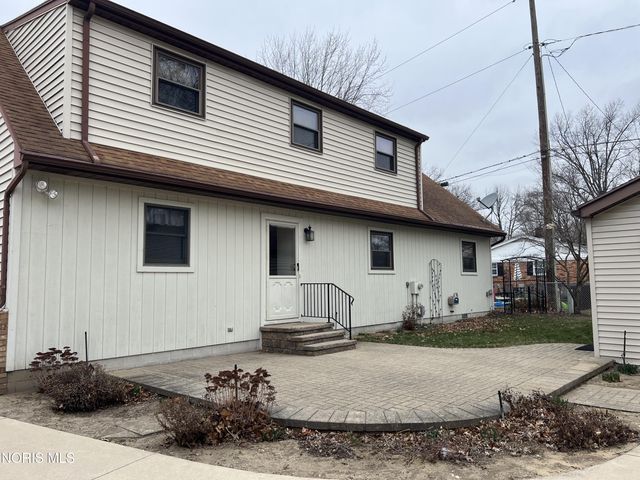 6060 Dixon Avenue, Toledo, OH 43613
