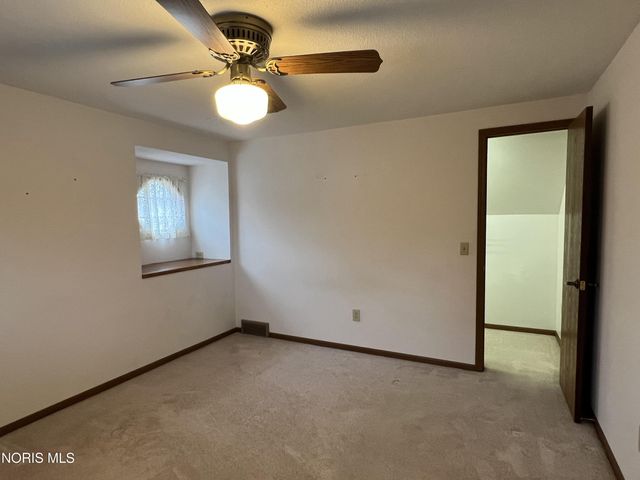 6060 Dixon Avenue, Toledo, OH 43613