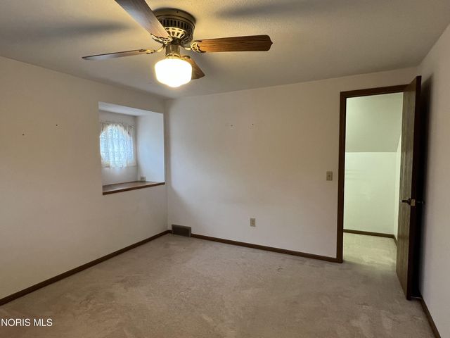 6060 Dixon Avenue, Toledo, OH 43613