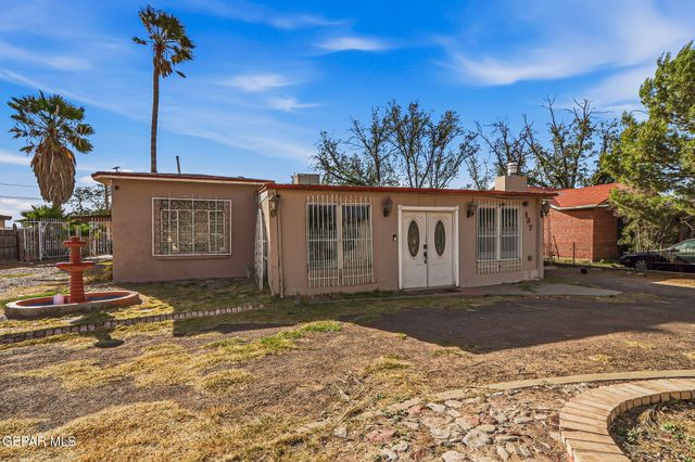 137 RIO MONTE Street, El Paso, TX 79915