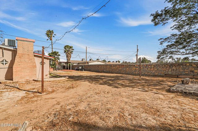 137 RIO MONTE Street, El Paso, TX 79915