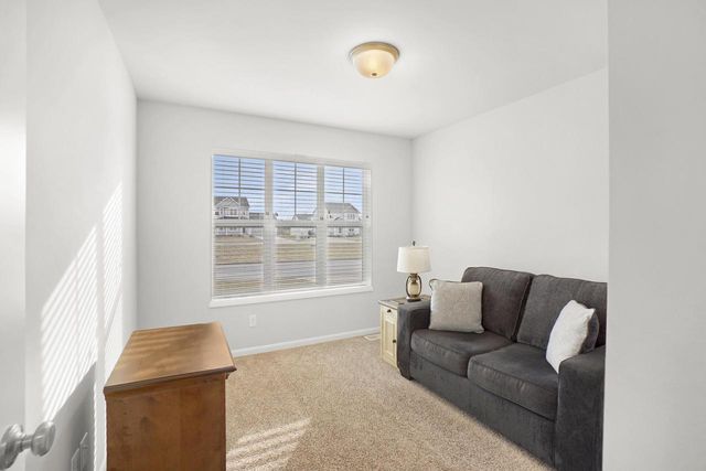 830 Burr Oak COURT, Oconomowoc, WI 53066