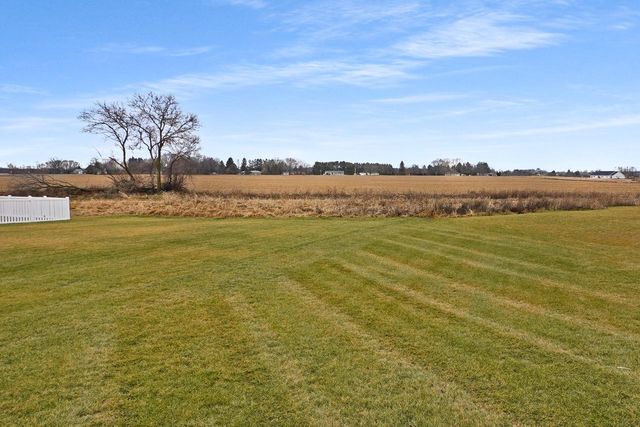 830 Burr Oak COURT, Oconomowoc, WI 53066