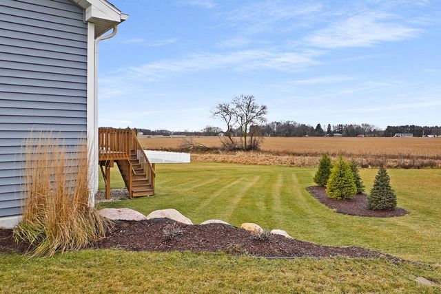 830 Burr Oak COURT, Oconomowoc, WI 53066